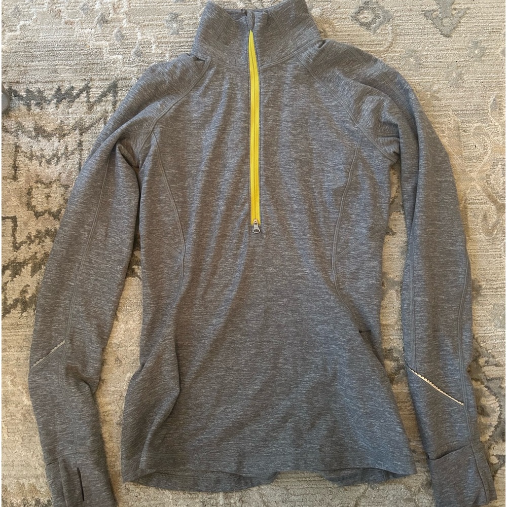 Lululemon Pace your Race half zip size 6